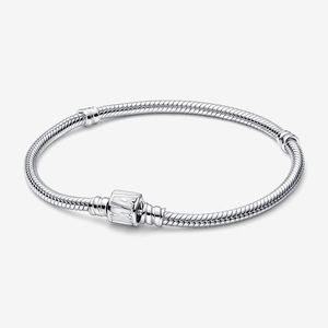 Pandora Marvel bracelet 18cm